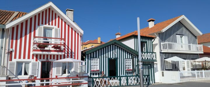 Les maisons en pyjama de Costa Nova